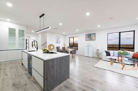 Photo of property in 42 Tir Conaill Avenue, Flat Bush, Auckland, 2019