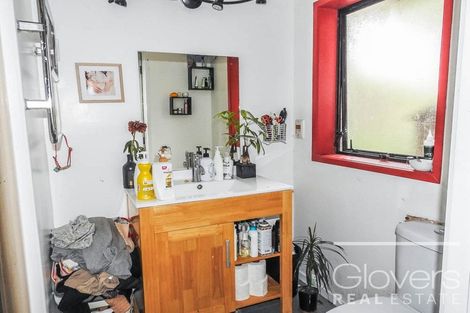 Photo of property in 1/4219 Great North Road, Glendene, Auckland, 0602