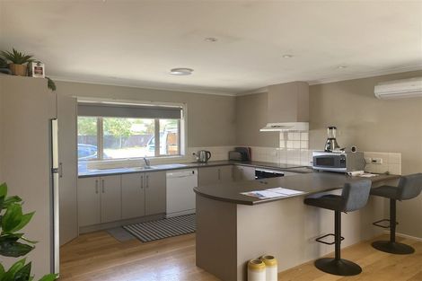 Photo of property in 41 Factory Road, Belfast, Christchurch, 8051