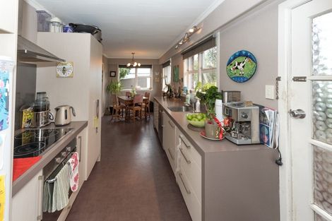 Photo of property in 49a Doralto Road, Frankleigh Park, New Plymouth, 4310