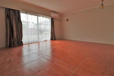 Photo of property in 2/15 Wentworth Avenue, Papatoetoe, Auckland, 2025