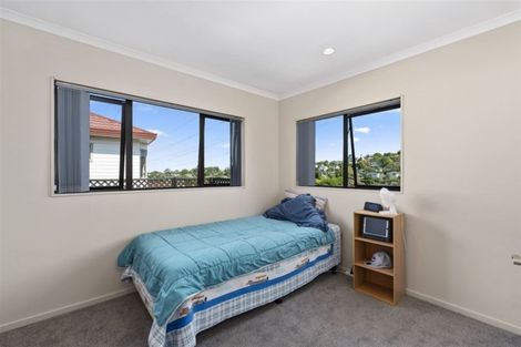Photo of property in 9 Cloghan Close, Massey, Auckland, 0614