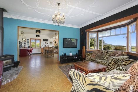 Photo of property in 1444 Carrington Road, Hurworth, New Plymouth, 4371