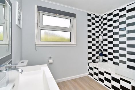 Photo of property in 19 Buckleys Road, Rangiora, 7400