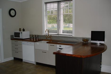 Photo of property in 17 Ironside Road, Johnsonville, Wellington, 6037