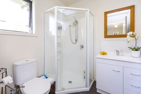 Photo of property in 15 Kirton Drive, Riverstone Terraces, Upper Hutt, 5018