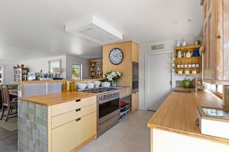 Photo of property in 132 Blue Pacific Parade, Riversdale Beach, Masterton, 5872