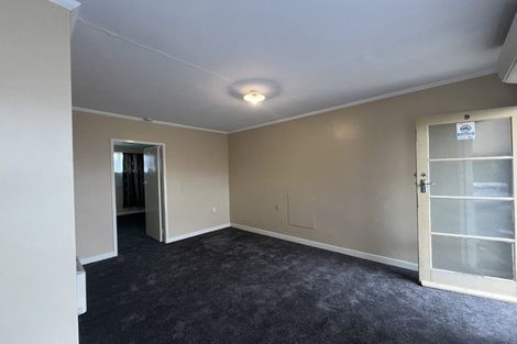 Photo of property in 24 Victoria Avenue, Palmerston North, 4410