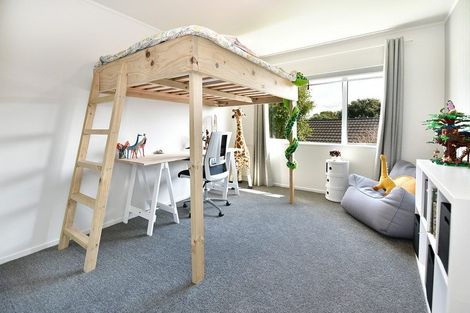 Photo of property in 28 Alec Craig Way, Gulf Harbour, Whangaparaoa, 0930