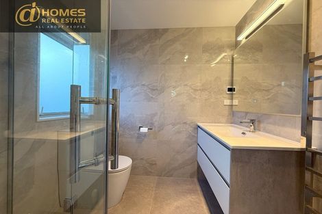 Photo of property in 56a Hogarth Rise, West Harbour, Auckland, 0618