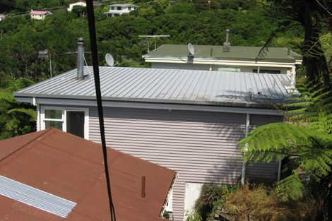 Photo of property in 15 Highbury Road, Highbury, Wellington, 6012