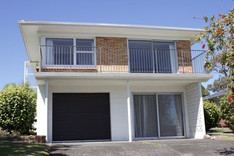 Photo of property in 1/30 Eban Avenue, Hillcrest, Auckland, 0627