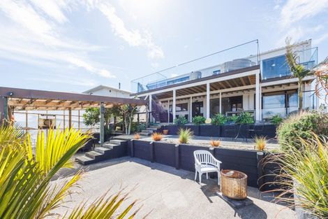 Photo of property in 8 Roore Street, Foxton Beach, Foxton, 4815