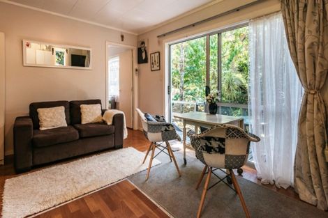 Photo of property in 7 Taraire Street, Ostend, Waiheke Island, 1081