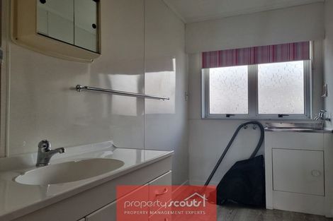 Photo of property in 4/237 Courtenay Street, Strandon, New Plymouth, 4312