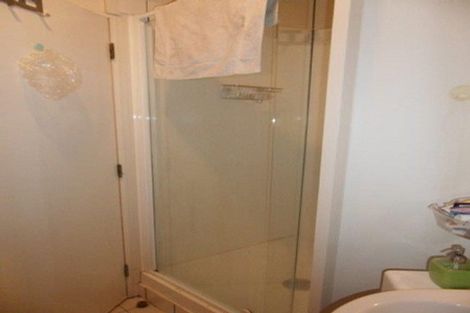 Photo of property in Terrace Tower Apartments, 8b/126 The Terrace, Wellington Central, Wellington, 6011