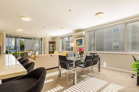 Photo of property in 86 Rewa Rewa Lane, Orewa, 0931