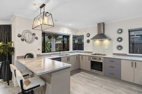 Photo of property in 16 Bermuda Drive, Papamoa Beach, Papamoa, 3118