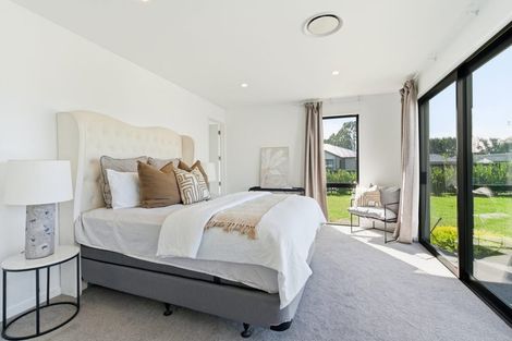 Photo of property in 15 Frank Ernest Crescent, Prebbleton, 7604