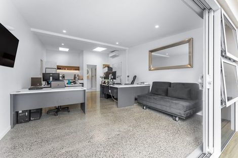 Photo of property in 10a Mackay Drive, Greenhithe, Auckland, 0632