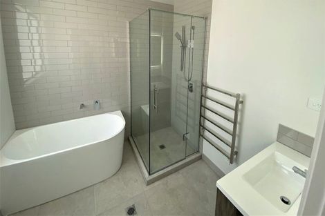 Photo of property in 43a Lake Crescent, Hamilton Lake, Hamilton, 3204