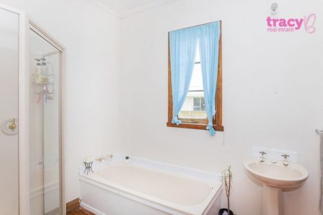 Photo of property in 10 Balfour Road, Te Karaka, 4022