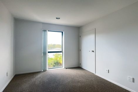 Photo of property in 17/10 Silver Moon Road, Albany Heights, Auckland, 0632