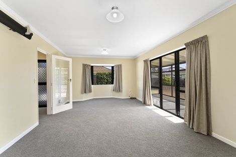 Photo of property in 6a Warrimoo Street, Paraparaumu, 5032