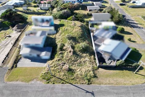 Photo of property in 37 Marine Parade South, Foxton Beach, Foxton, 4815