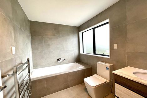 Photo of property in 248a Whitney Street, Blockhouse Bay, Auckland, 0600