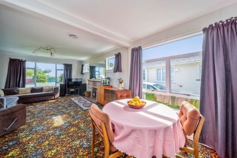 Photo of property in 14 Cowling Road, Hurdon, New Plymouth, 4310