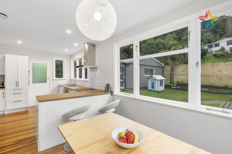 Photo of property in 109 Thomas Street, Stokes Valley, Lower Hutt, 5019