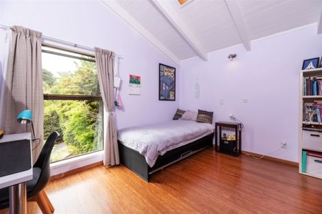 Photo of property in 227a Golf Road, Titirangi, Auckland, 0604