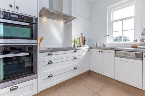 Photo of property in 10 Parnell Road, Parnell, Auckland, 1052