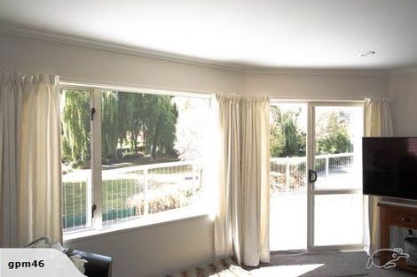 Photo of property in 3 Willow Dell, Westmorland, Christchurch, 8025