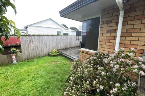 Photo of property in 1/213 Coronation Avenue, Welbourn, New Plymouth, 4310
