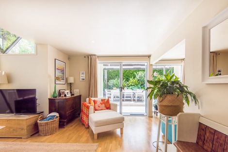 Photo of property in 6a Sarsfield Street, Herne Bay, Auckland, 1011