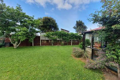 Photo of property in 1/533 Weymouth Road, Weymouth, Auckland, 2103