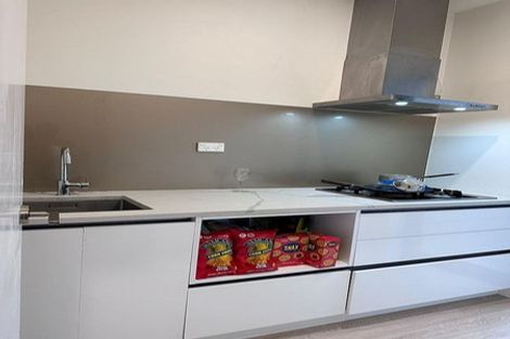 Photo of property in 10 Black Beech Crescent, Takanini, 2110