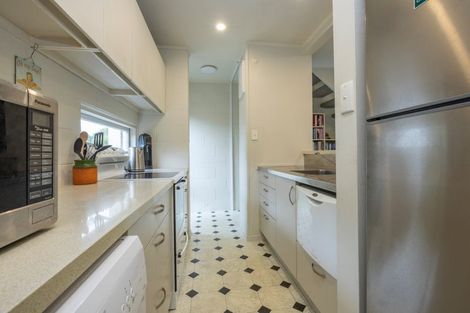 Photo of property in 2/40 Moana Avenue, Onehunga, Auckland, 1061