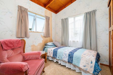 Photo of property in 43 Pah Road, Onerahi, Whangarei, 0110