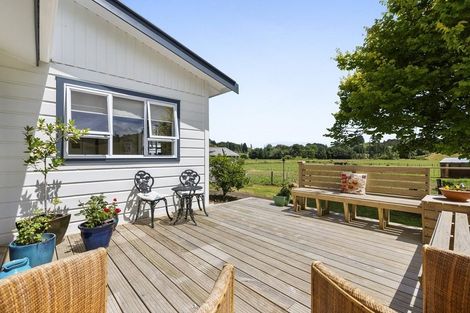 Photo of property in 1083 Tarata Road, Kaimata, Inglewood, 4387