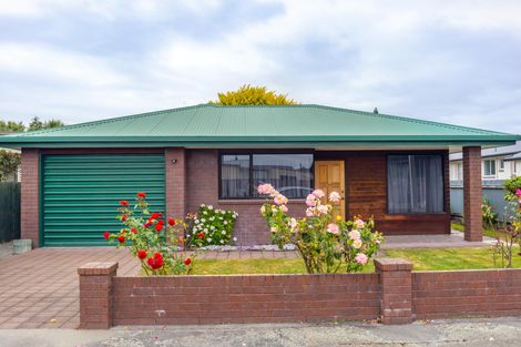 Photo of property in 32 Flatman Crescent, Geraldine, 7930