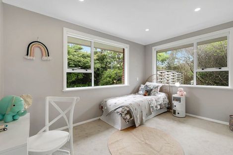 Photo of property in 9 Walker Avenue, Paremata, Porirua, 5026