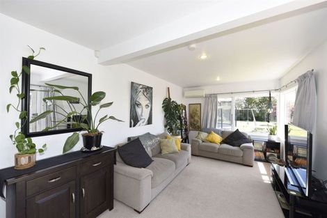 Photo of property in 853 Main North Road, Belfast, Christchurch, 8051