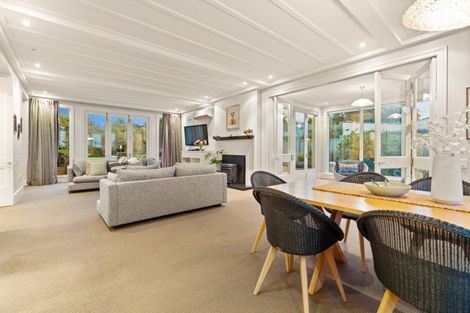 Photo of property in 17 Granville Terrace, Belleknowes, Dunedin, 9011