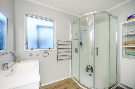 Photo of property in 44 Kaimanawa Street, Kelvin Grove, Palmerston North, 4414