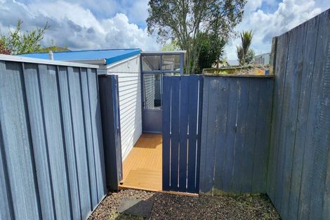 Photo of property in 113 Sunnyside Road, Sunnyvale, Auckland, 0612