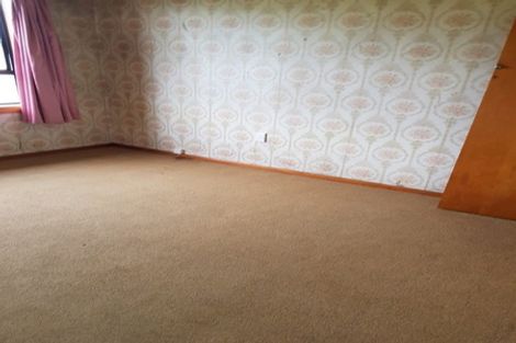 Photo of property in 42 Holloway Street, Waikiwi, Invercargill, 9810