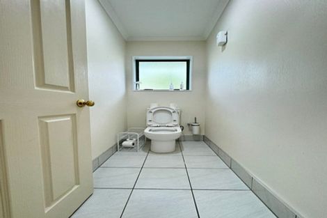 Photo of property in 180 Settlement Road, Papakura, 2110